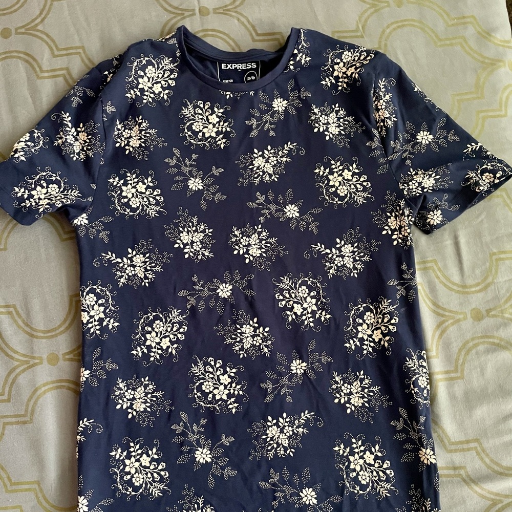 Express shirt.